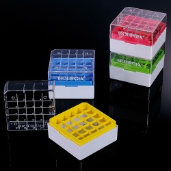 Cryo-Box aus Polycarbonat für Reagenzgläser und Kryoröhrchen, 25 Plätze, 6x5 Stk/30 Stk